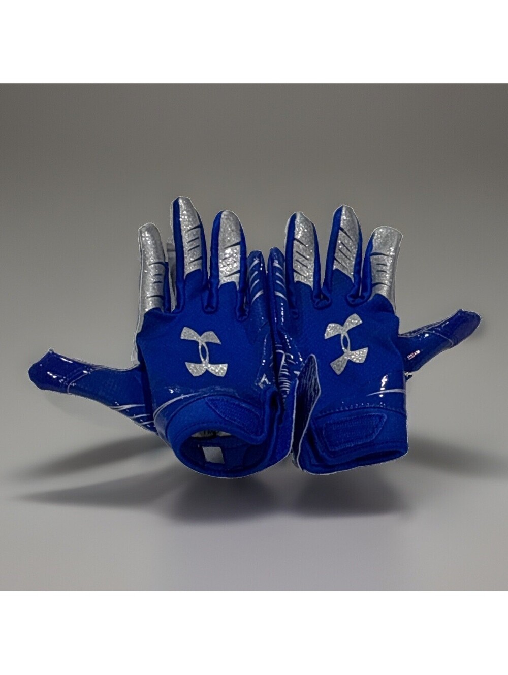 Two Gloves Under Armour UA F8 Football Size YMD Blue Made In Cambodia